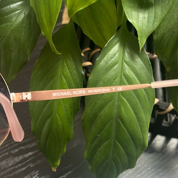 Michael Kors Sunglasses - Picture 5 of 5